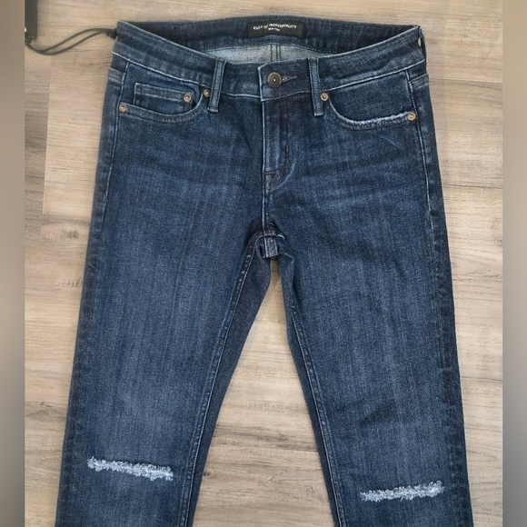 Cult Of Individuality New York Dark Blue Frayed Hem High Rise Ankle Jeans sz 25 - Picture 13 of 15